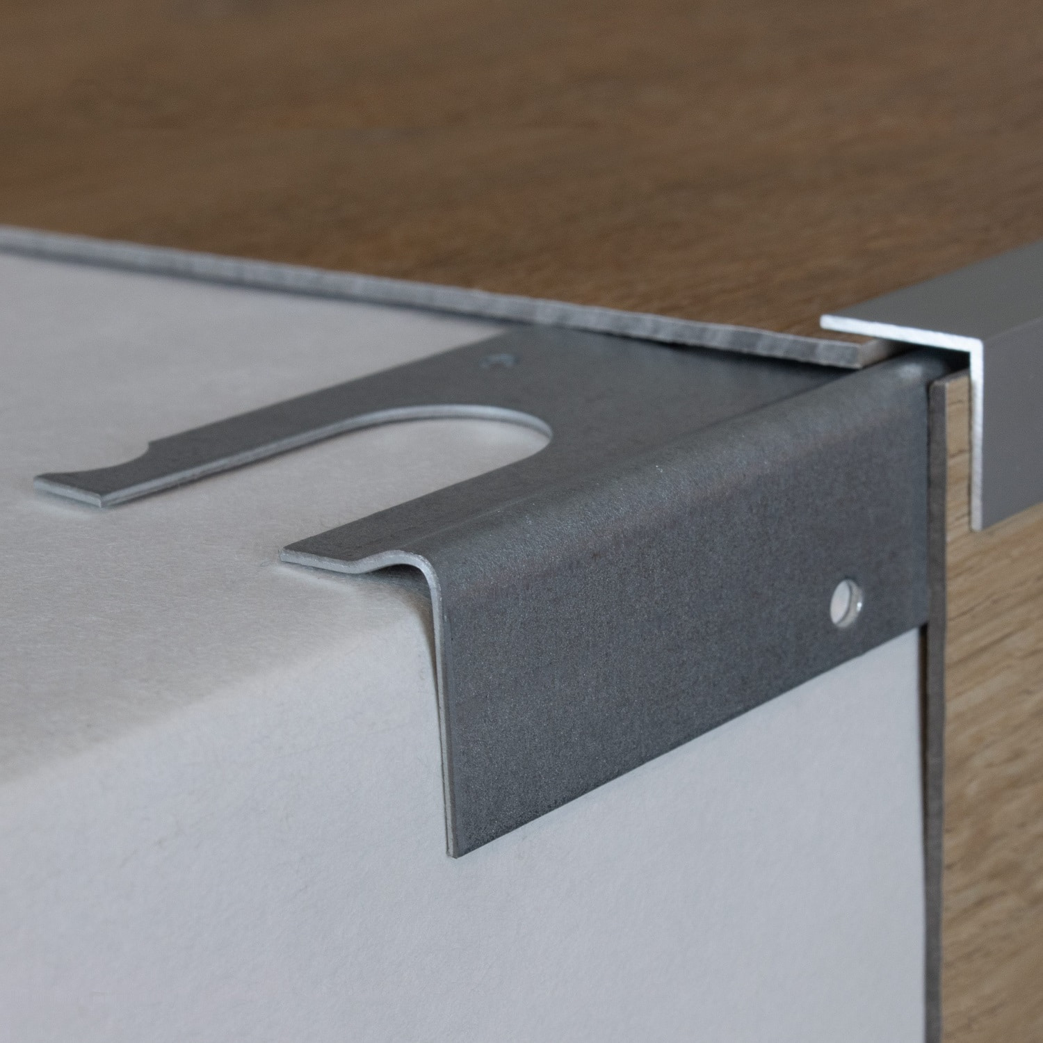 Auer Treppenkanten- & Winkelprofile Höhe 20 mm Breite 36 mm Reparaturwinkel für Betontreppen