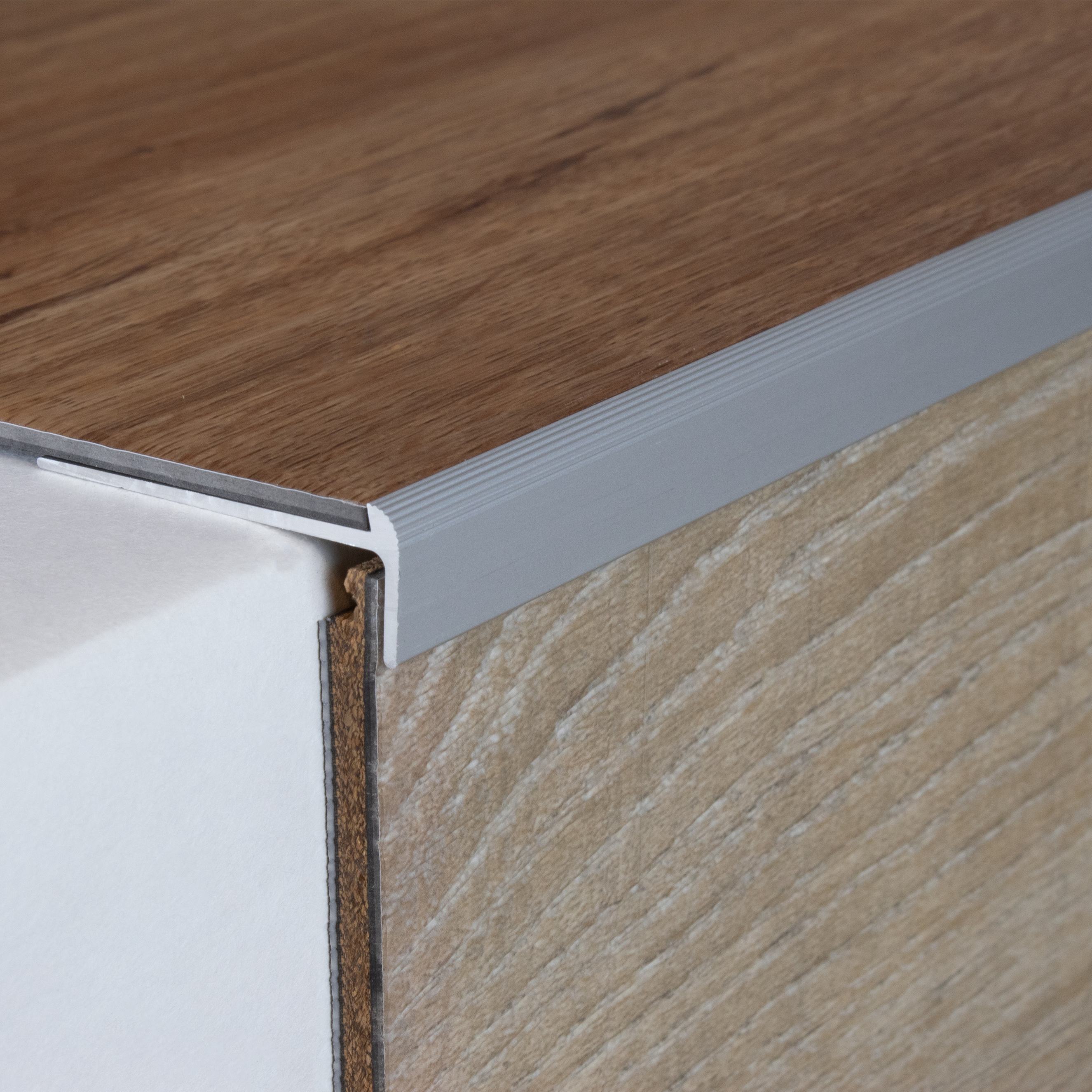 PROVISTON Treppenkanten- & Winkelprofil Aulla Höhe 10 - 40 mm Einfasshöhe 2 - 7 mm Aluminium