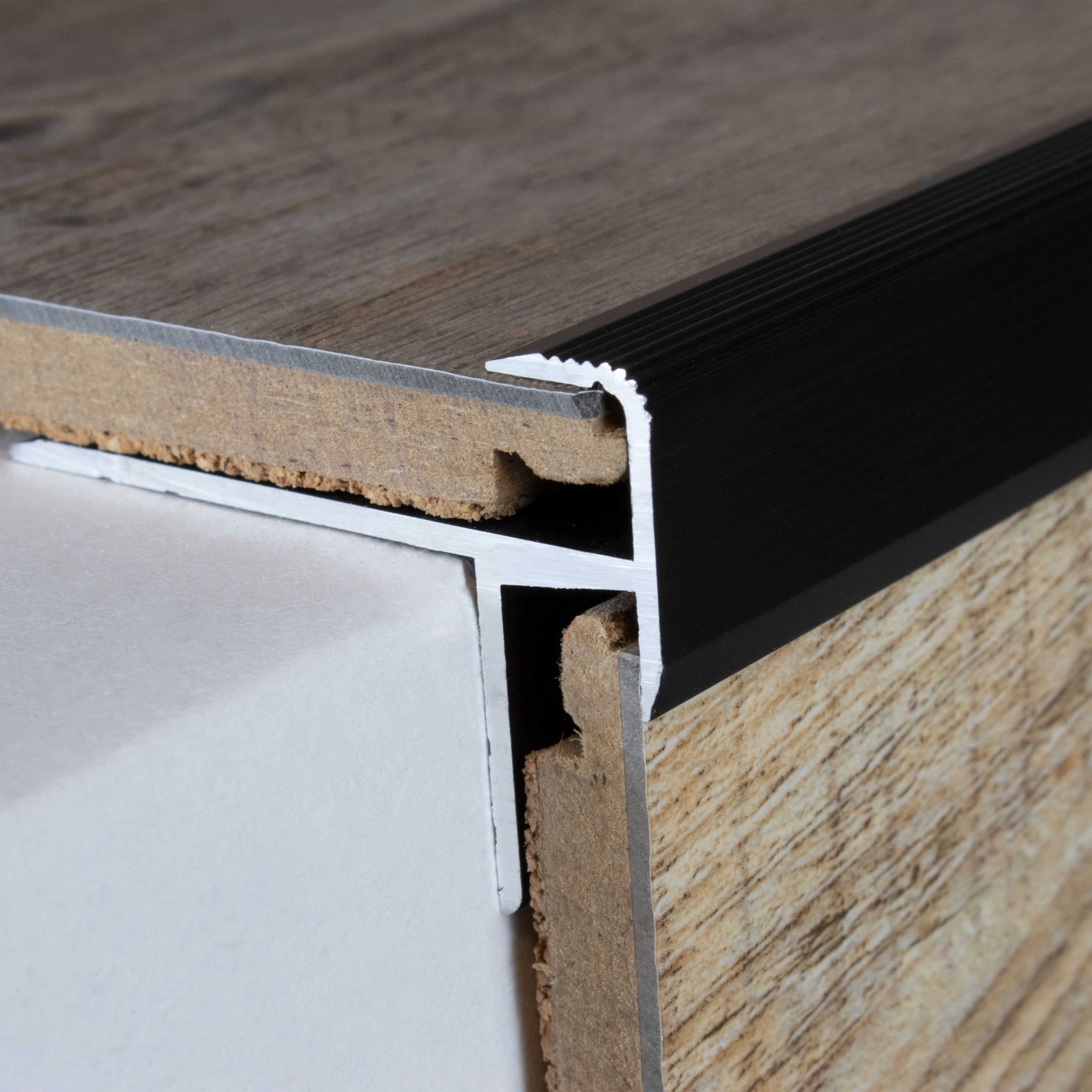 PROVISTON Treppenkanten- & Winkelprofile Höhe 30 mm Breite 43 mm Einfasshöhe 8.5 mm