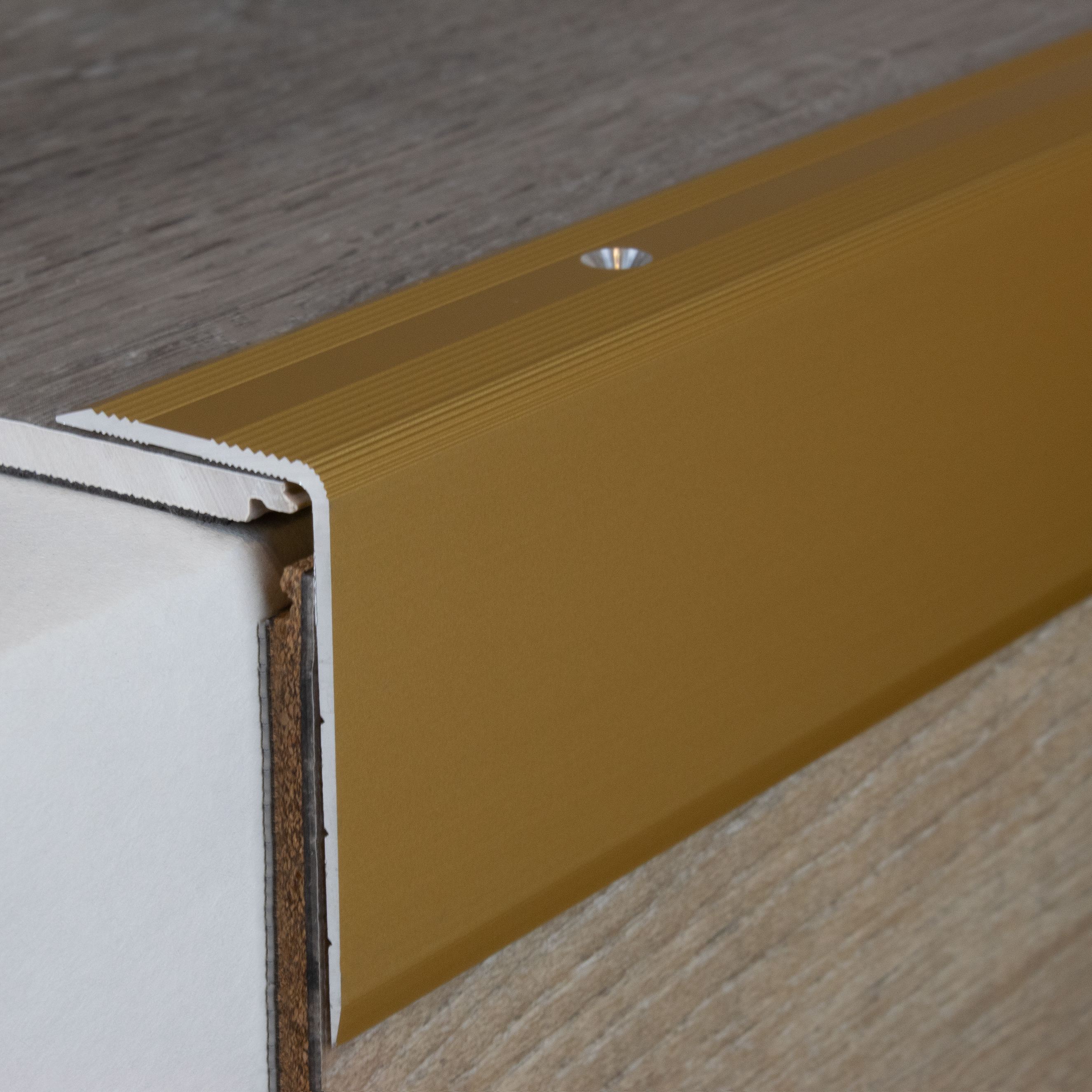 Treppenkanten- & Winkelprofile Breite 30 mm Höhe 22 - 52 mm Materialstärke: 2 mm PROVISTON