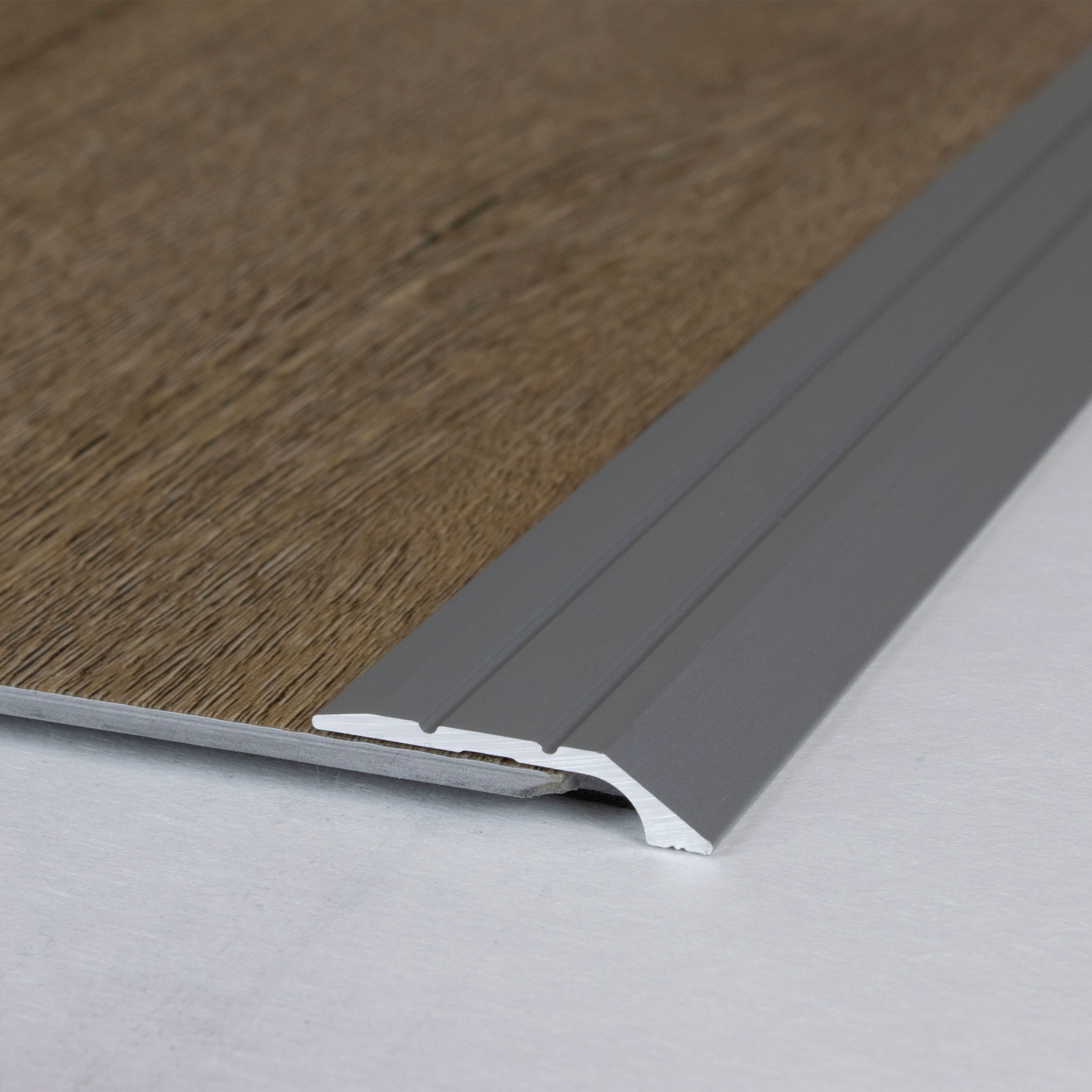 Auer Einfass- & Abschlussprofile Maryville B 30 mm Einfasshöhe 4.5 mm Aluminium eloxiert