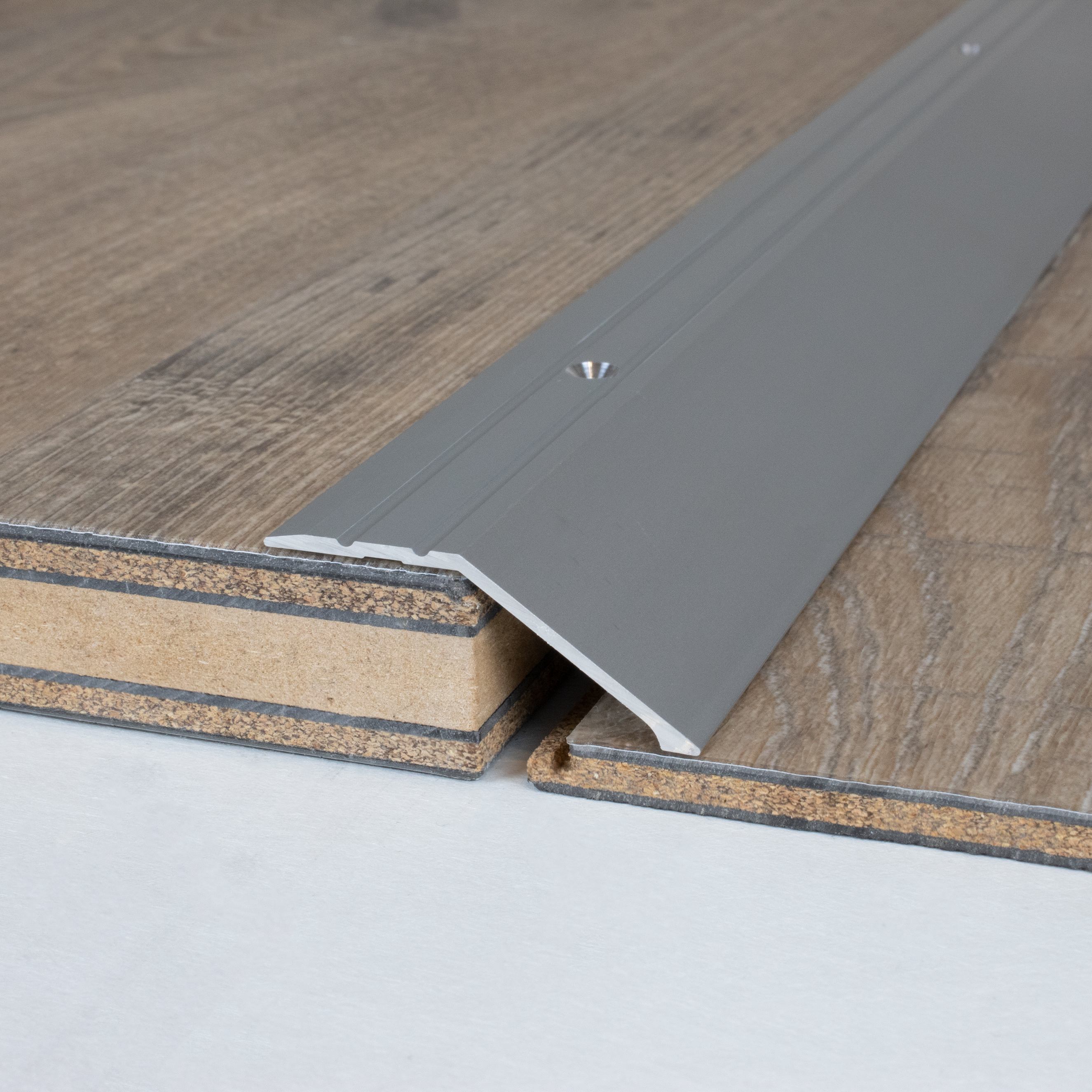 PROVISTON Einfass- & Abschlussprofile Huntsville Höhe 10.3 - 17.3 mm Breite 47 mm Alu elox