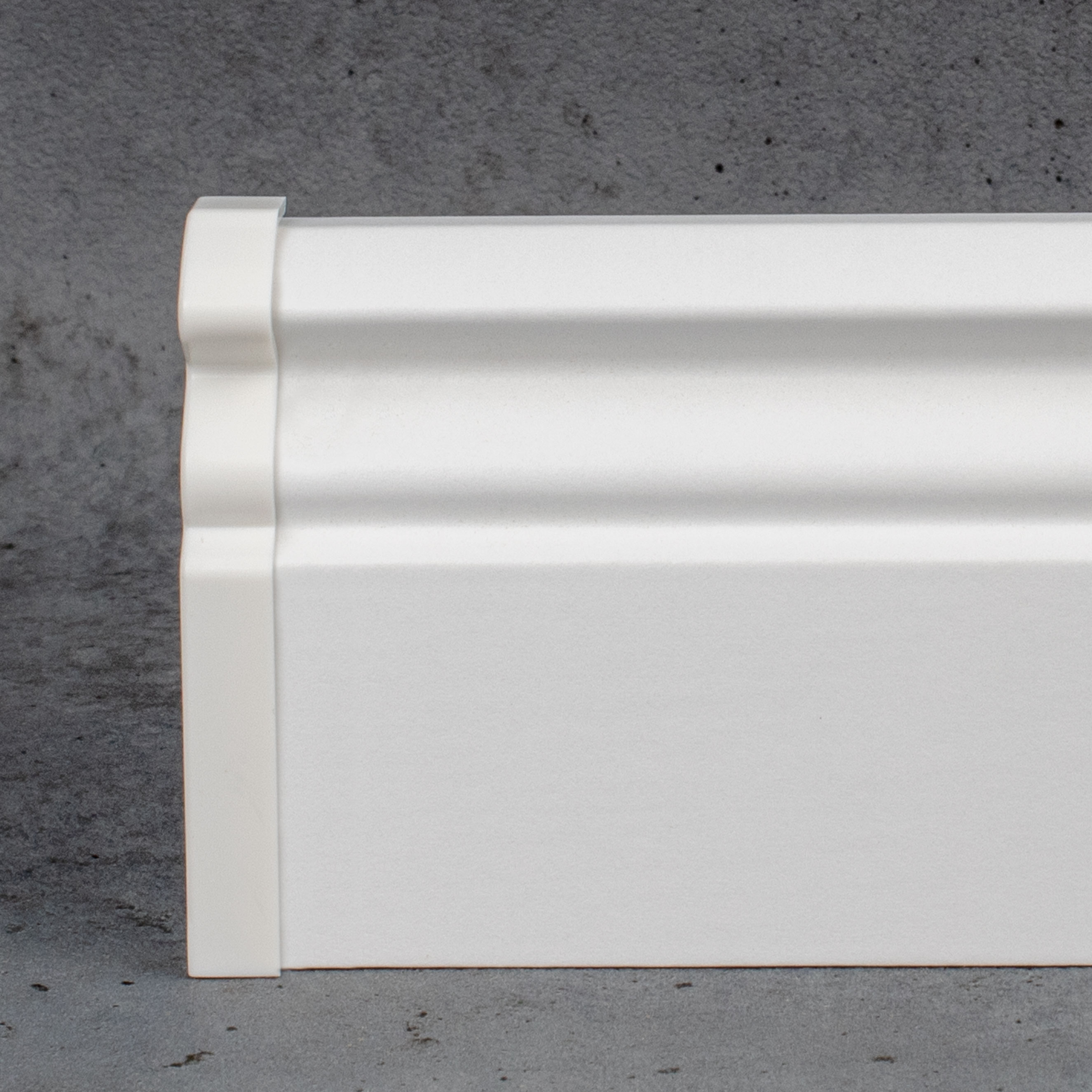 Endkappe für Berliner Profil Sockelleiste 58 x 16 mm | Fußleisten Endstück Kunststoff weiß robust