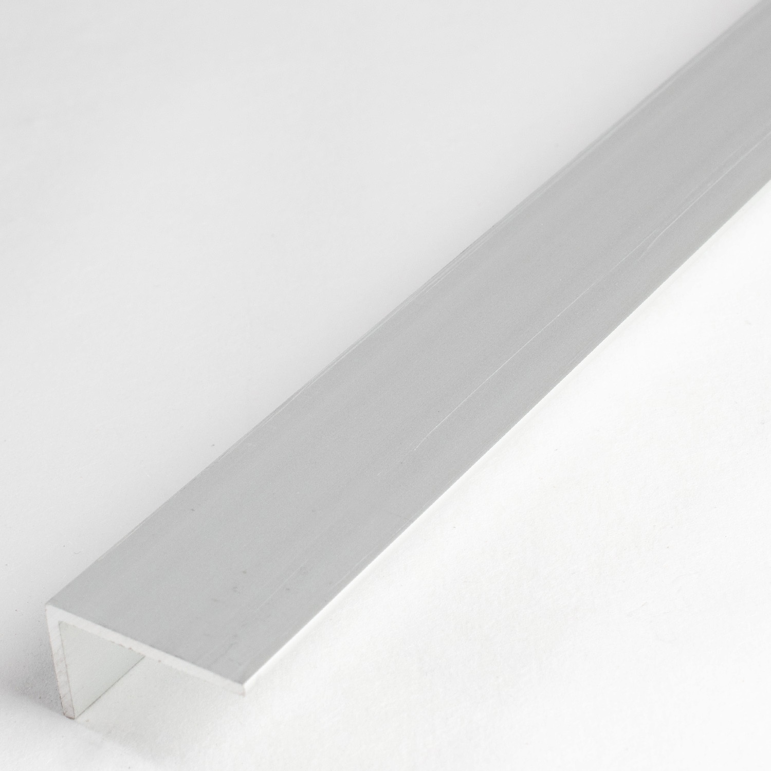 Auer Treppenkanten- & Winkelprofile Alcoba Höhe 10 - 20 mm Breite 15 - 40 mm Aluminium