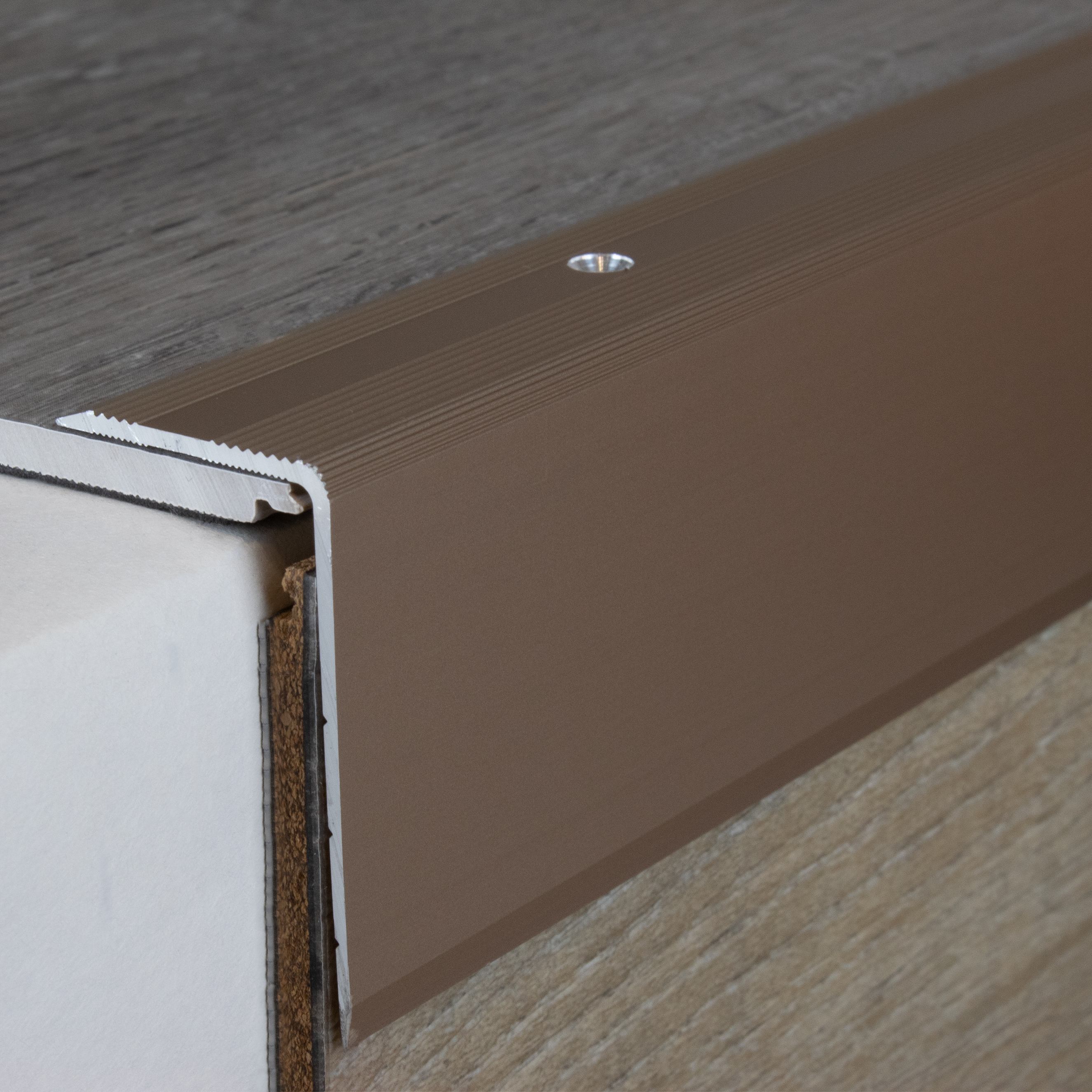 Treppenkanten- & Winkelprofile Breite 30 mm Höhe 22 - 52 mm Materialstärke: 2 mm PROVISTON