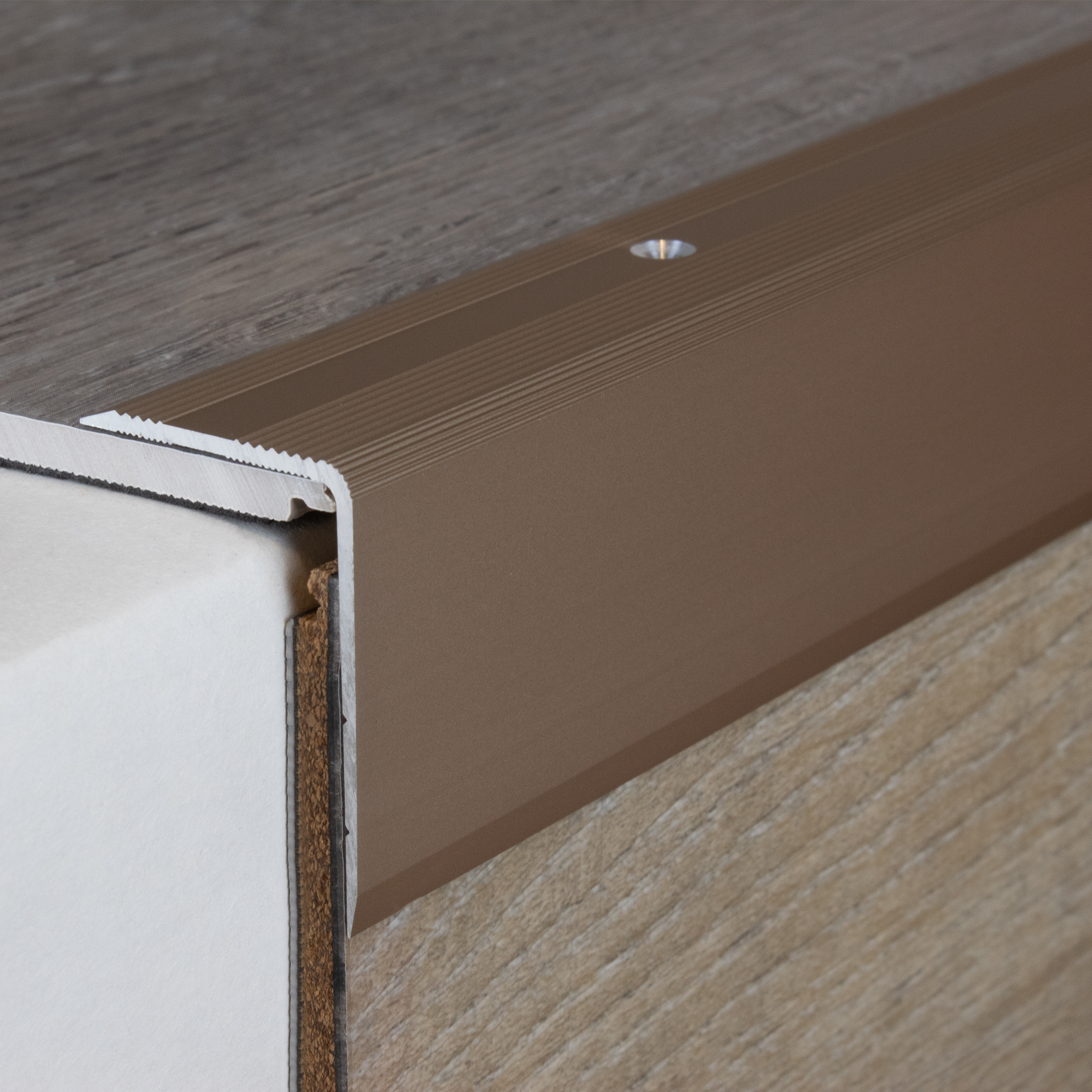 Treppenkanten- & Winkelprofile Breite 30 mm Höhe 22 - 52 mm Materialstärke: 2 mm PROVISTON