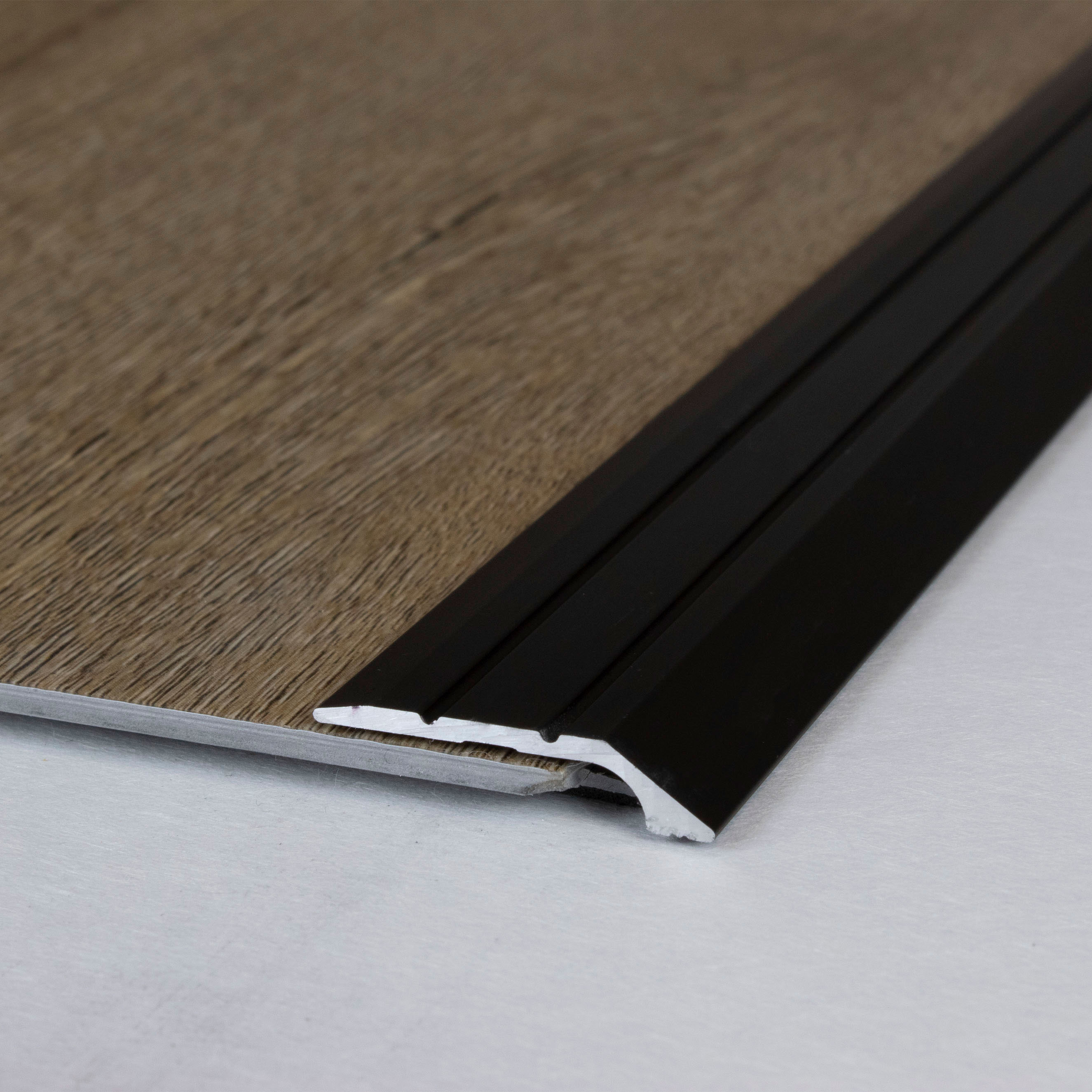 Auer Einfass- & Abschlussprofile Maryville B 30 mm Einfasshöhe 4.5 mm Aluminium eloxiert