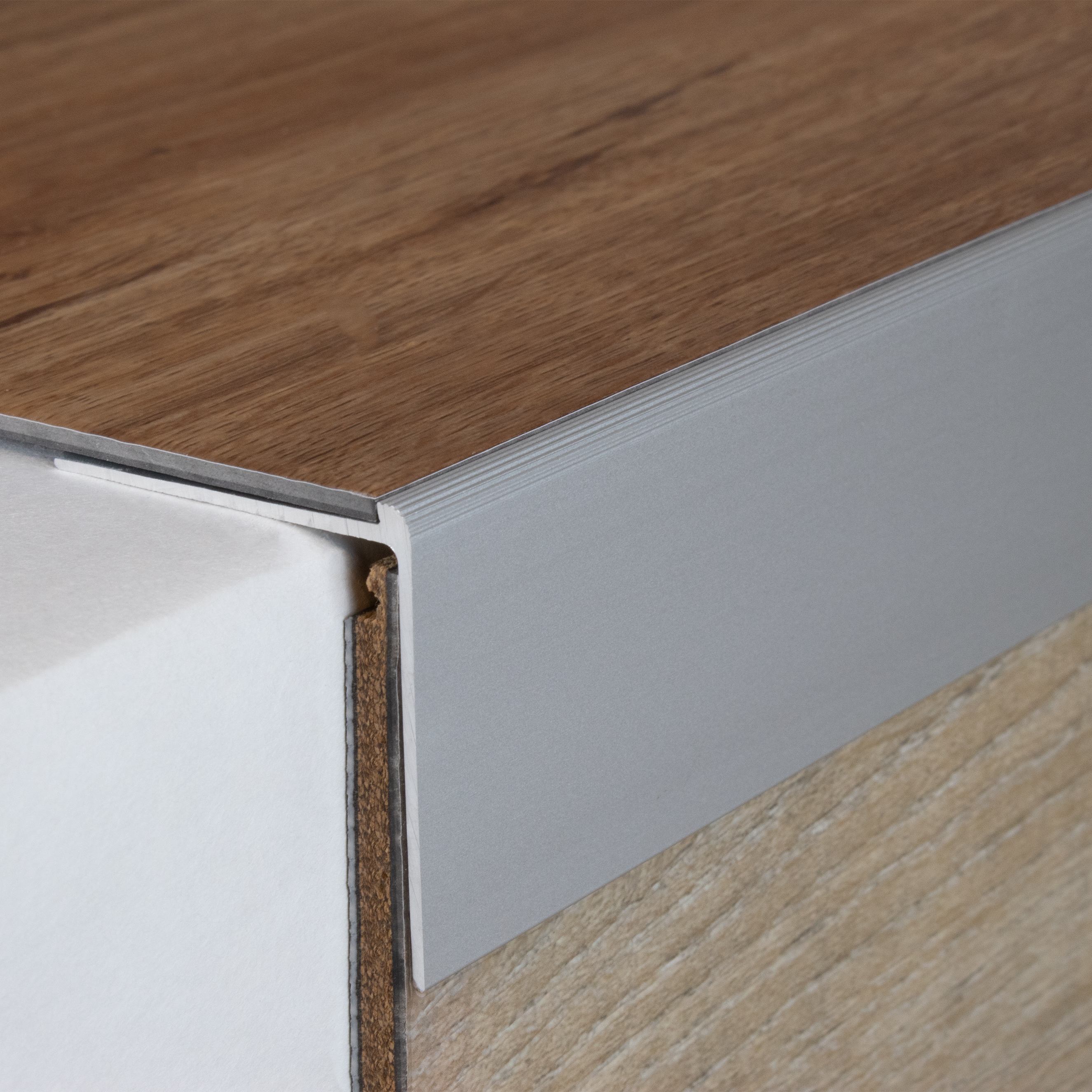 PROVISTON Treppenkanten- & Winkelprofil Aulla Höhe 10 - 40 mm Einfasshöhe 2 - 7 mm Aluminium