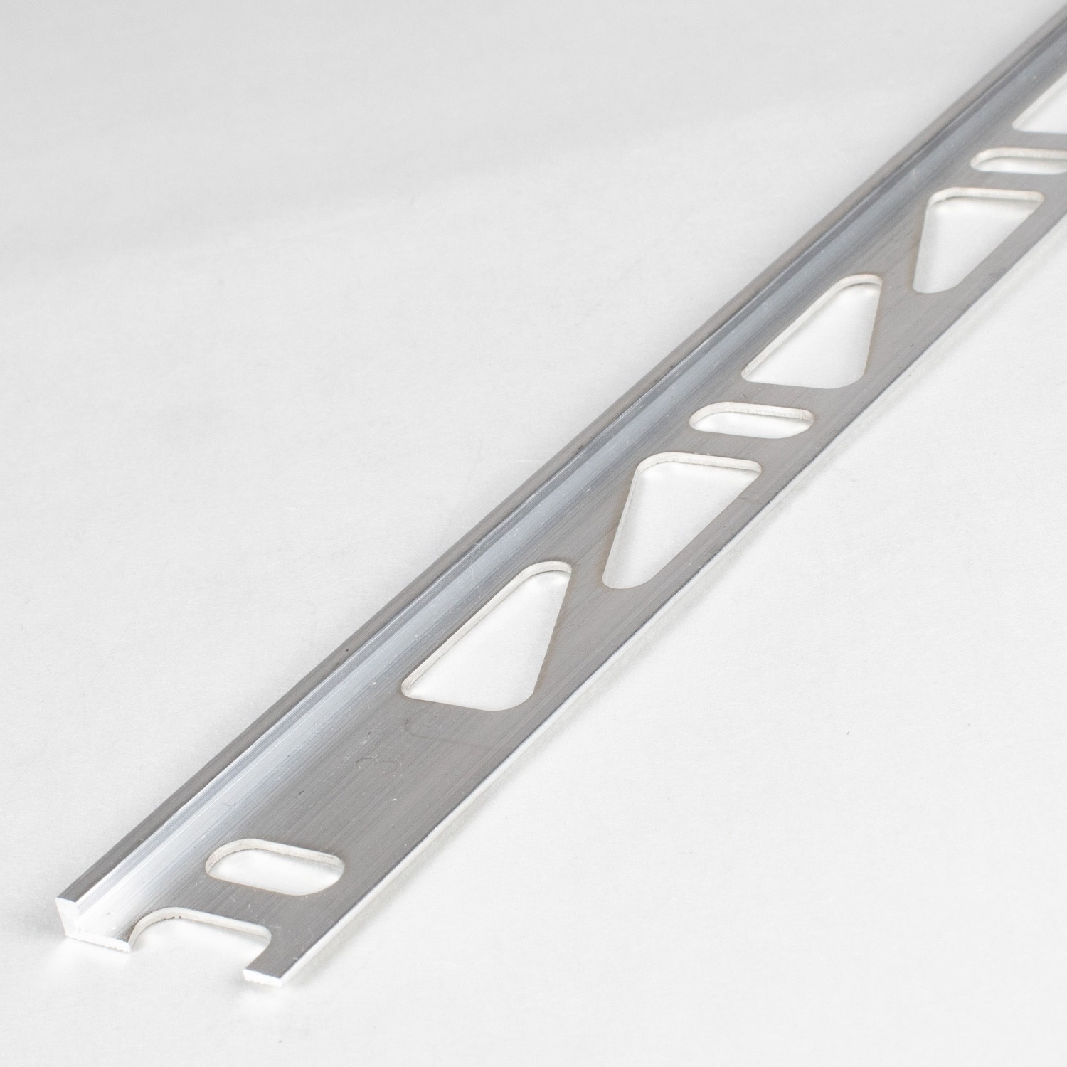 Auer Dehnungsfugen- & Fliesenprofile Renesse Breite 23 mm Länge 2500 mm Aluminium