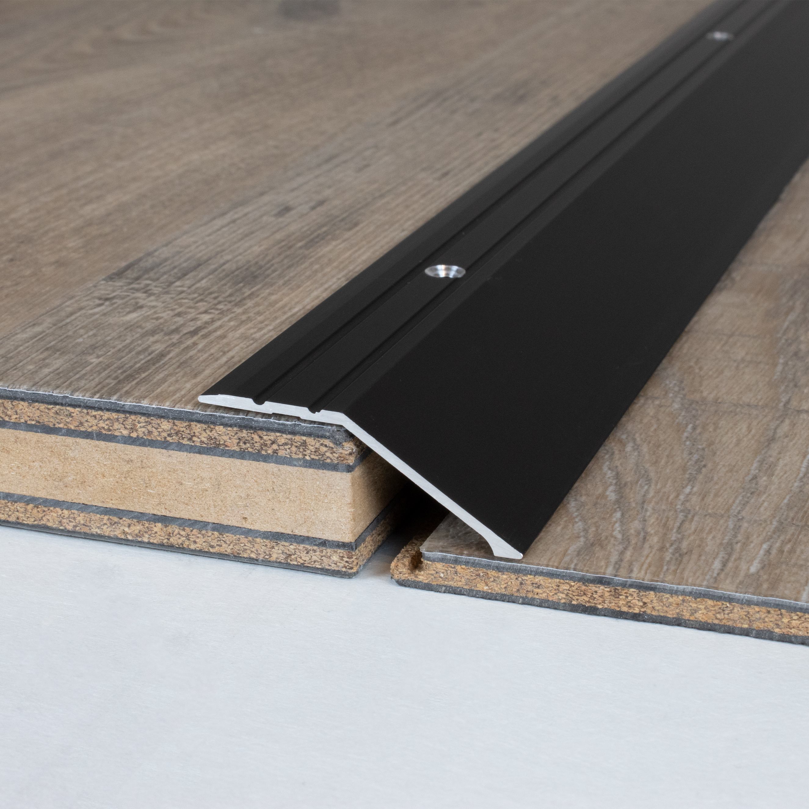 PROVISTON Einfass- & Abschlussprofile Huntsville Höhe 10.3 - 17.3 mm Breite 47 mm Alu elox