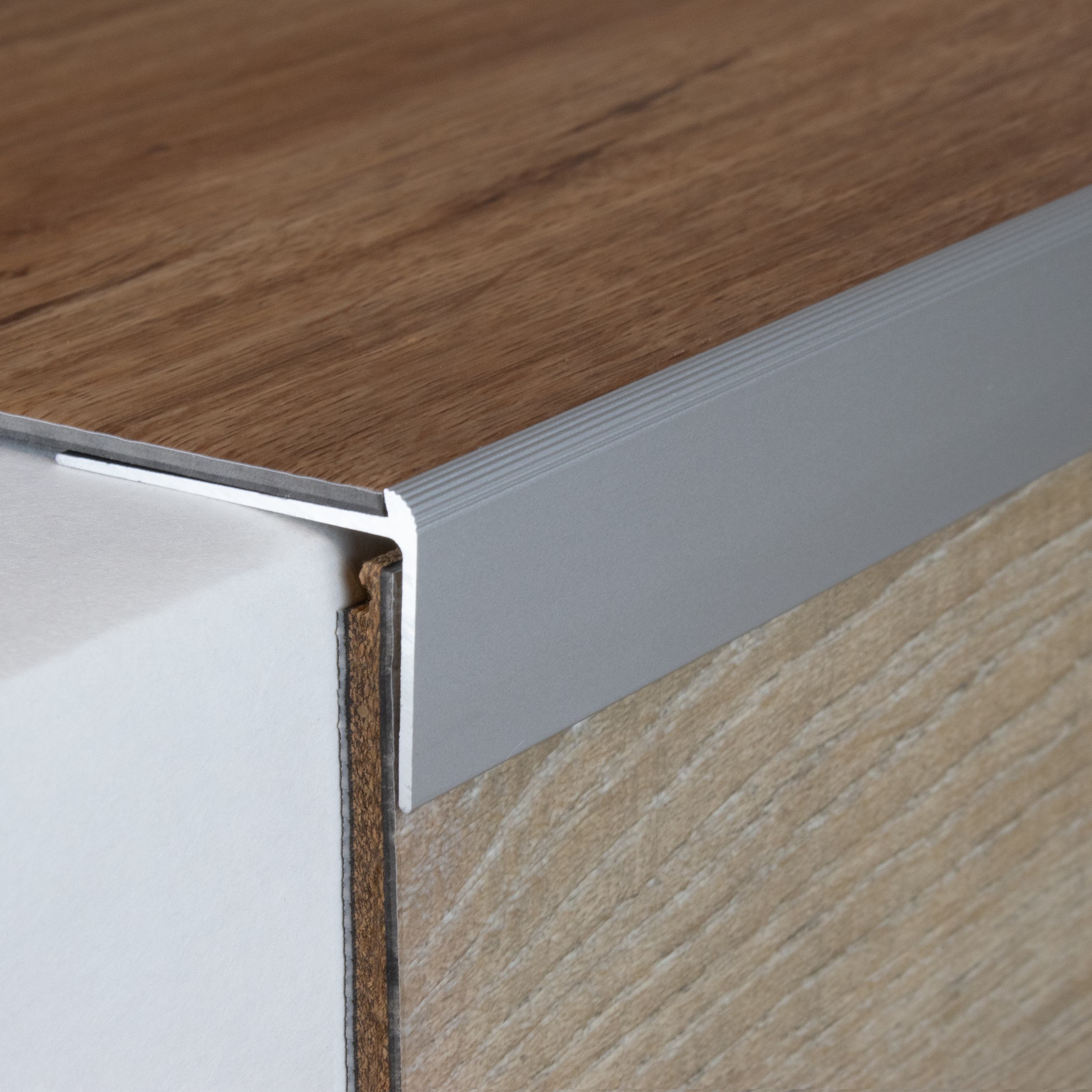 PROVISTON Treppenkanten- & Winkelprofil Aulla Höhe 10 - 40 mm Einfasshöhe 2 - 7 mm Aluminium